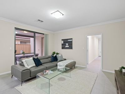 273C The Strand, Dianella
