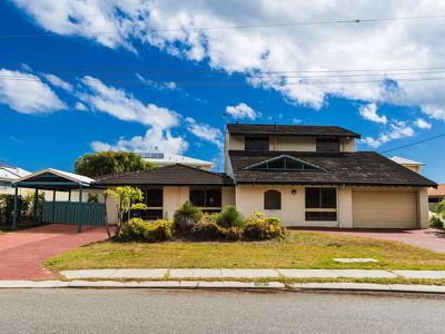 3 Merrifield Place, Mullaloo