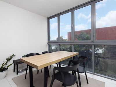1017 / 16 Hamilton Place, Bowen Hills