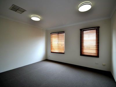 76 Sackville Terrace, Scarborough