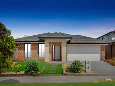 8 Pankina Road, Mambourin