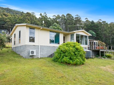 284 Llantwit Road, Woodbridge