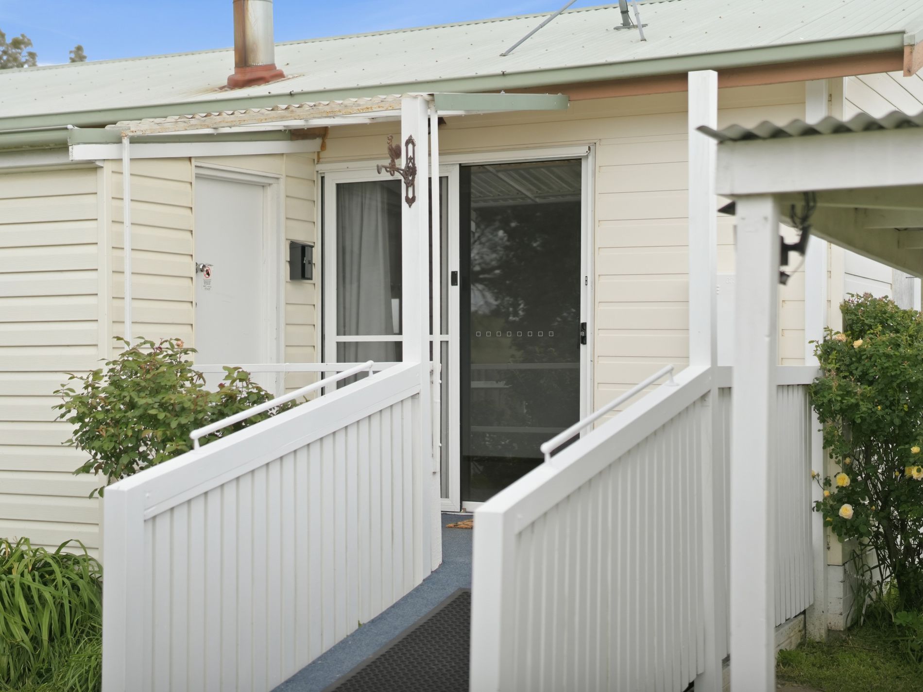 42 Badajos Street, Ross