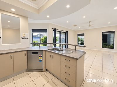 5 Bayley Court, Urraween