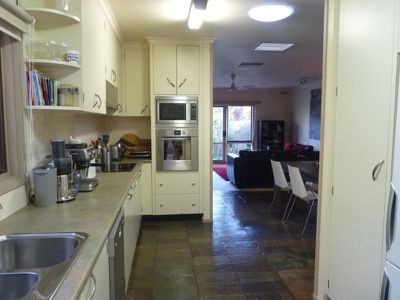 39 Churchill Road, Horsham
