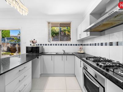 86 Hemsworth Avenue, Middleton Grange