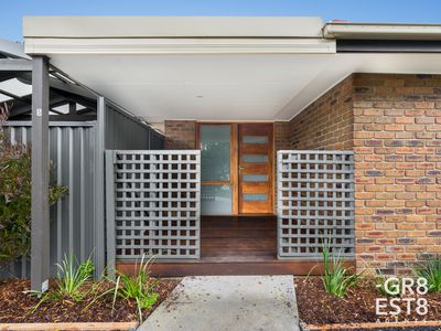 5 Shiraz Crescent, Narre Warren