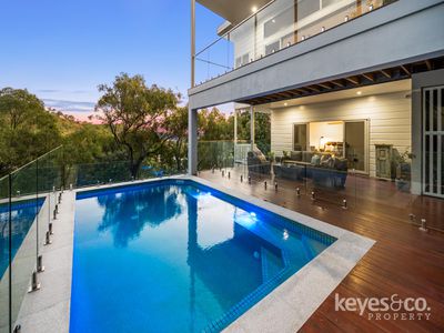 24 The Point, Castle Hill
