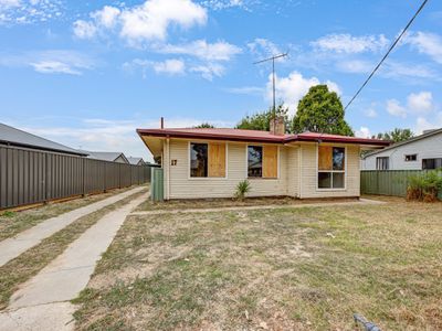 17 Higgins Street, Wangaratta