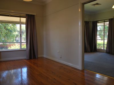76 Taylor Street, Dubbo