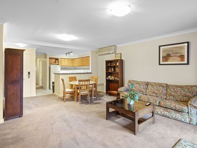 44 / 122 Mounts Bay Road, Perth