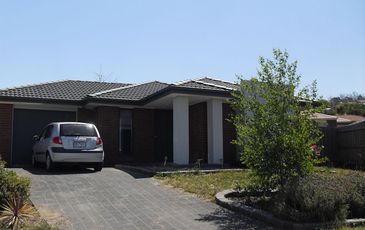 10 Natanya Drive, Pakenham