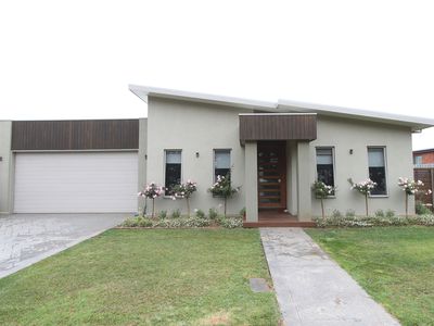 89 Gateway Road, Warrnambool