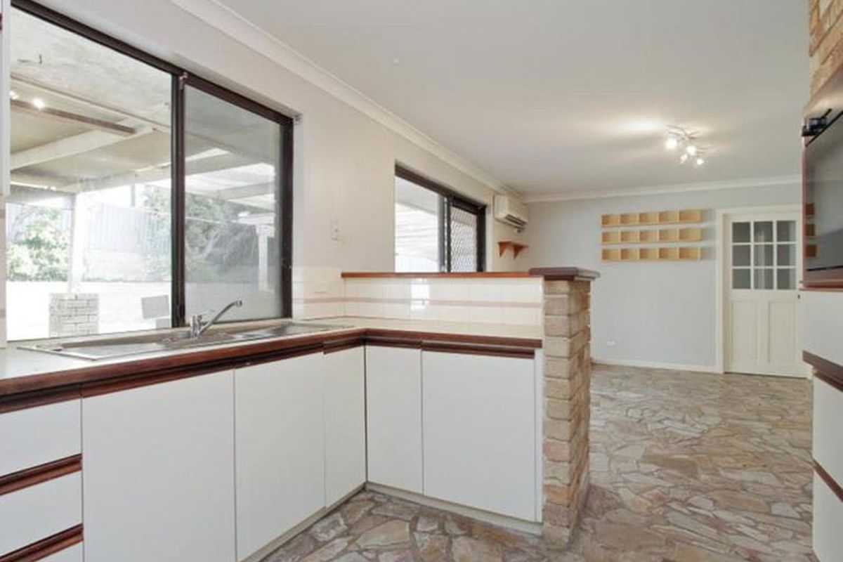 75 Lysander Drive, Heathridge
