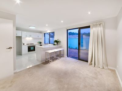 2 / 54 Calais Road, Scarborough
