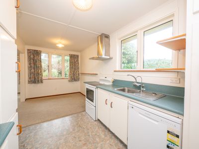 35 Columba Avenue, Calton Hill