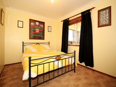 8 Landseer Street, Raglan