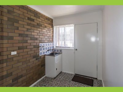 1 / 15 Schwarz Avenue, Horsham