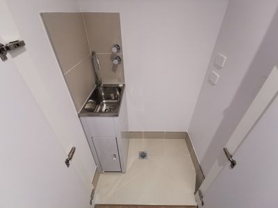 2010 / 628 Flinders Street, Docklands