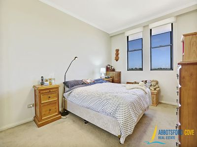 148 / 2 Dolphin Close, Chiswick