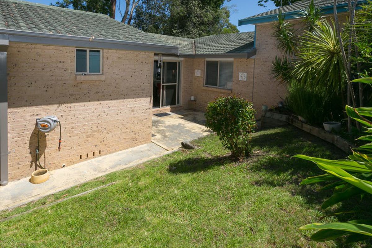 2 / 6 Bulli Place, Glenning Valley