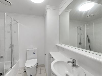 320 / 585 La Trobe Street, Melbourne