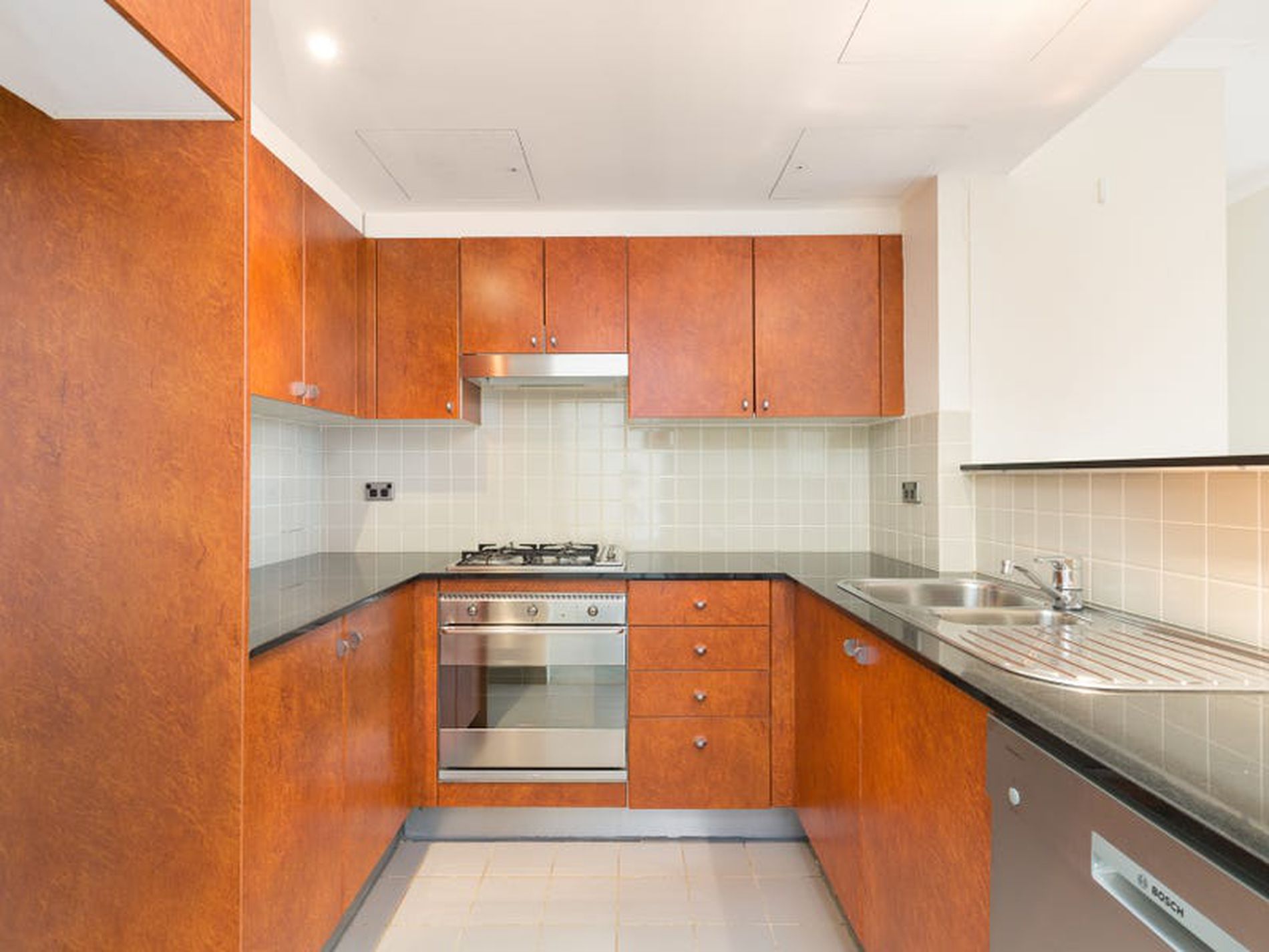 1205 / 1 Hosking Place, Sydney