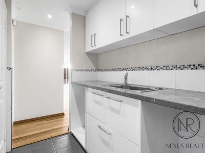 6 Bourne Court, Huntingdale