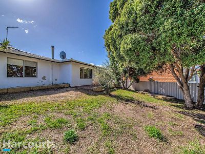 2 Chrisp Place, Yanchep