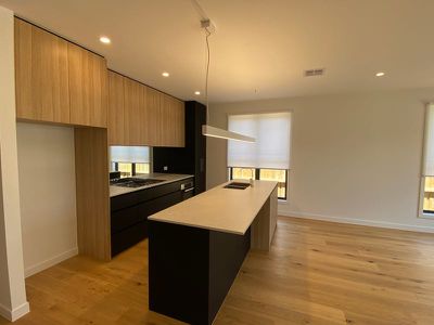 13 Anton Grove, Flemington