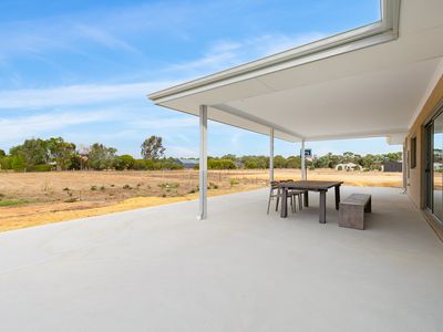 10 Brahman Drive, Oakford