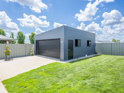 48 Sunningdale Boulevard, Tatura