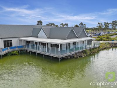 72 Greg Norman Drive, Sanctuary Lakes
