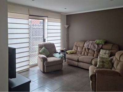 5 Cuthbert Ave, Truganina