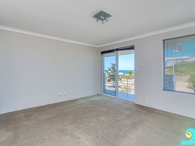 42 Seaside Avenue, Yanchep