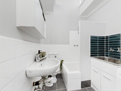 3 / 39 Scott Grove, Glen Iris