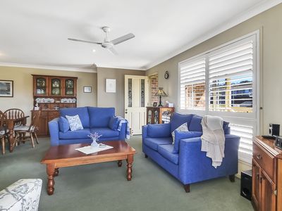 10 Hillside Crescent, Kianga