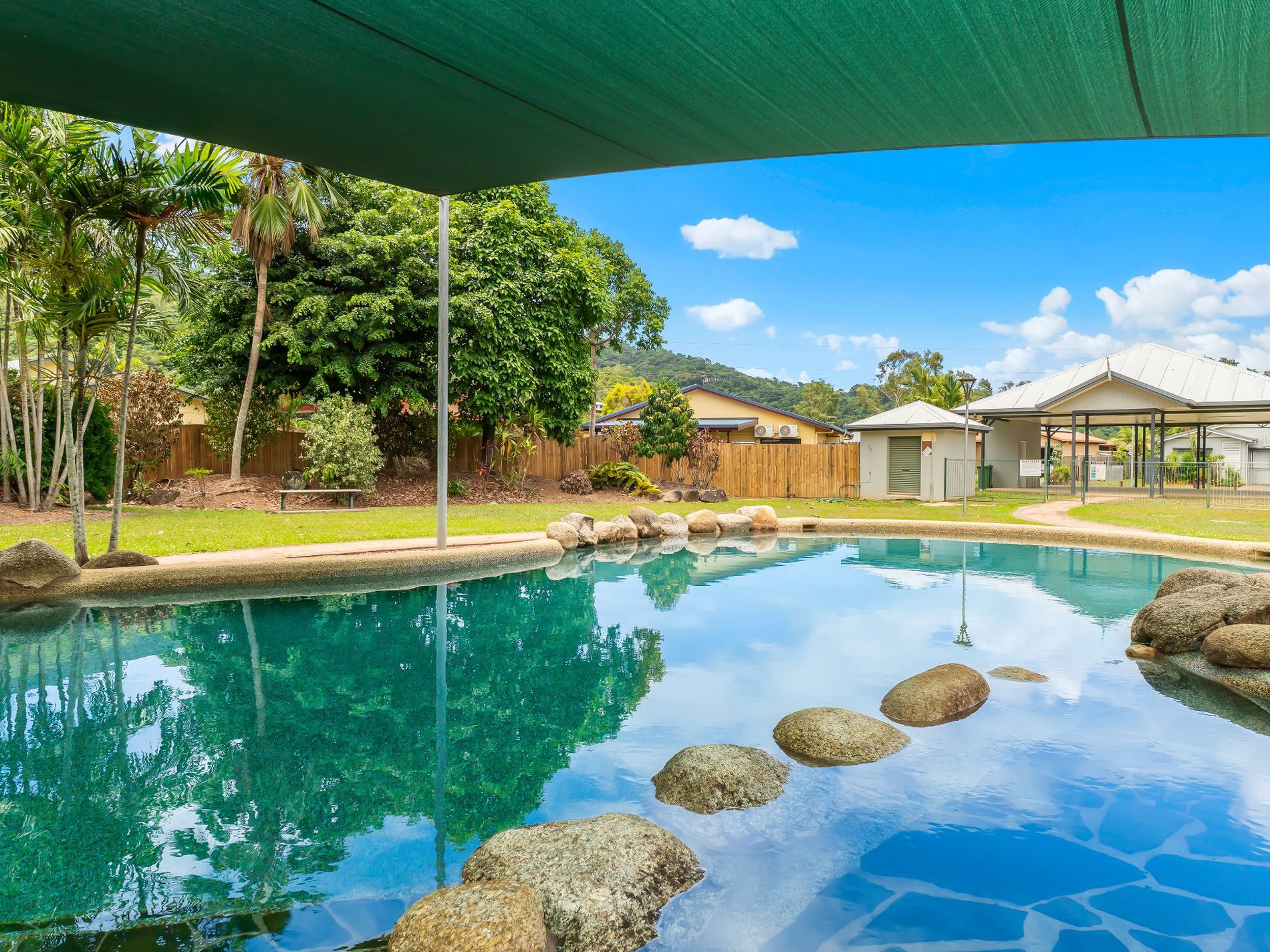 118 / 2-6 Lake Placid Road, Caravonica