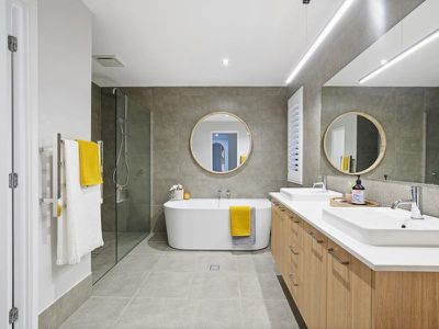 90 Bamboo Avenue, Benowa