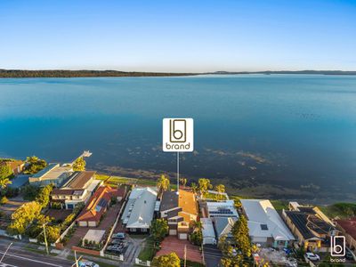 1 / 113 Main Road, Toukley