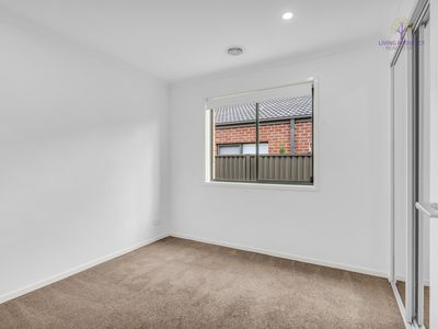 10 Coral Street, Cobblebank