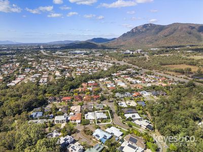 11 Ellesons Place, Douglas