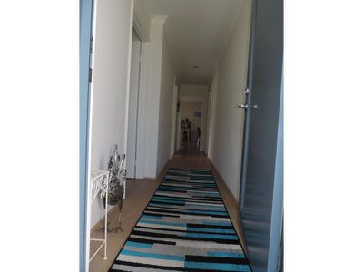 16 Venulosa Avenue, Halls Head