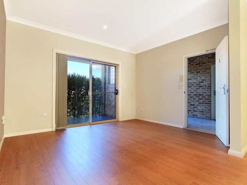 2 / 13 Melinda Grove, Lake Heights