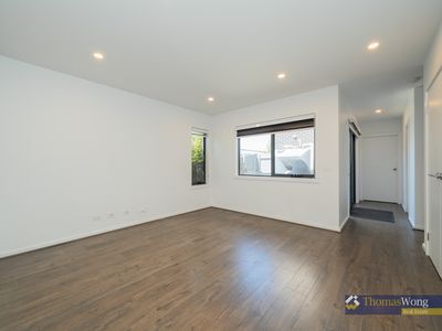 10 Egret Walk, Rowville