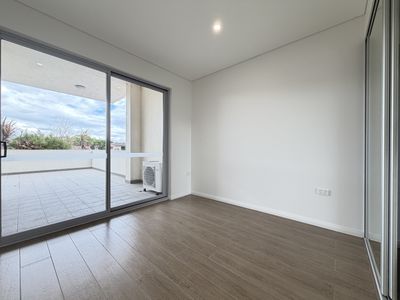 201 / 19 Burwood Road, Burwood