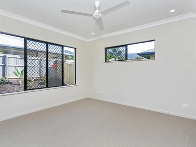 2E Fitzmaurice Drive, Bentley Park