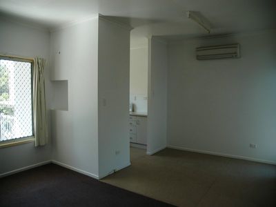 74 Gull Street, Longreach