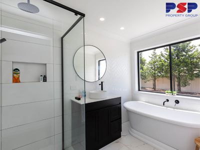 20 Viewbay Court, Lovely Banks