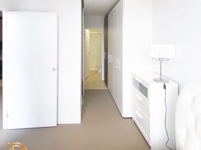 4203 / 639 Lonsdale Street, Melbourne